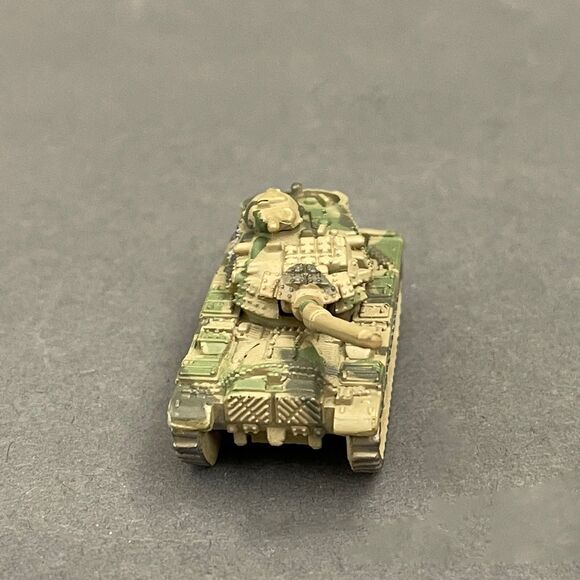 1994 Mirco Machines Military Army Armor Tank Green Camo Camouflage - Picture 3 of 7